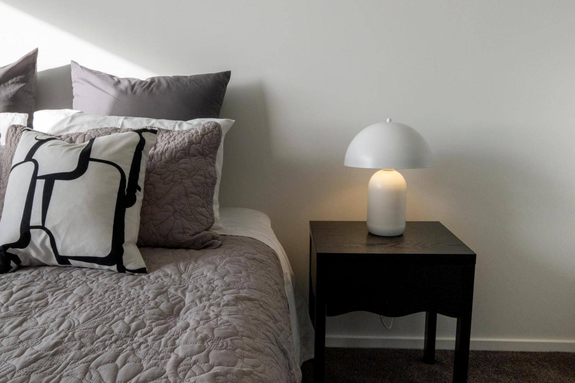 Luxury 2 Bed Townhome In Cbd Christchurch Exteriör bild
