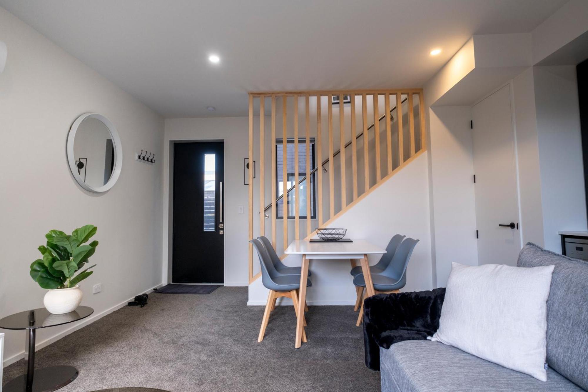 Luxury 2 Bed Townhome In Cbd Christchurch Exteriör bild