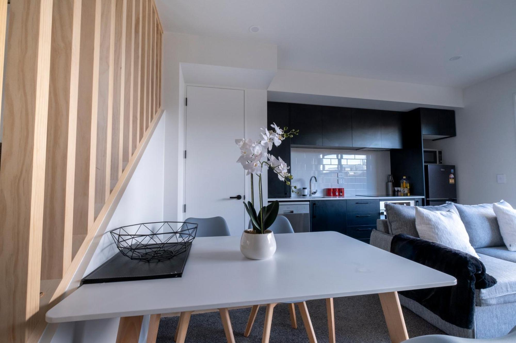 Luxury 2 Bed Townhome In Cbd Christchurch Exteriör bild