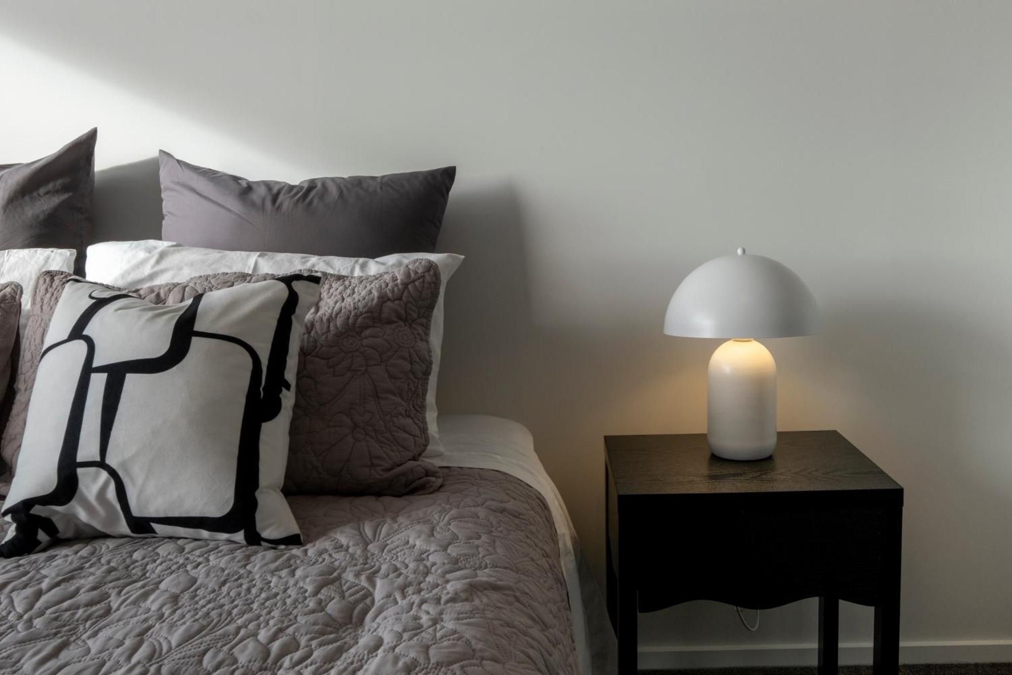 Luxury 2 Bed Townhome In Cbd Christchurch Exteriör bild