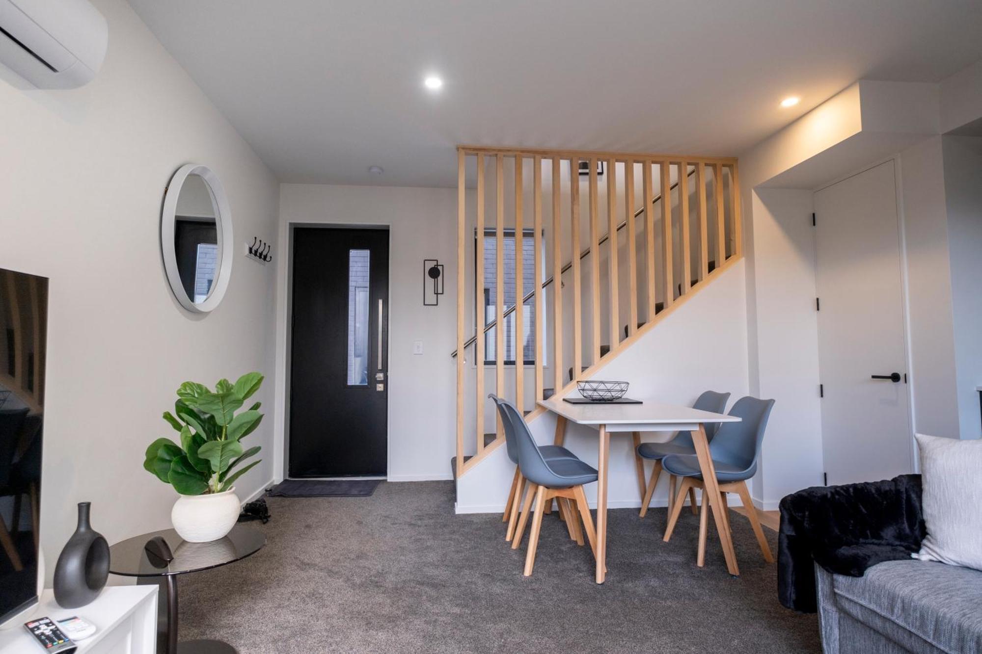 Luxury 2 Bed Townhome In Cbd Christchurch Exteriör bild
