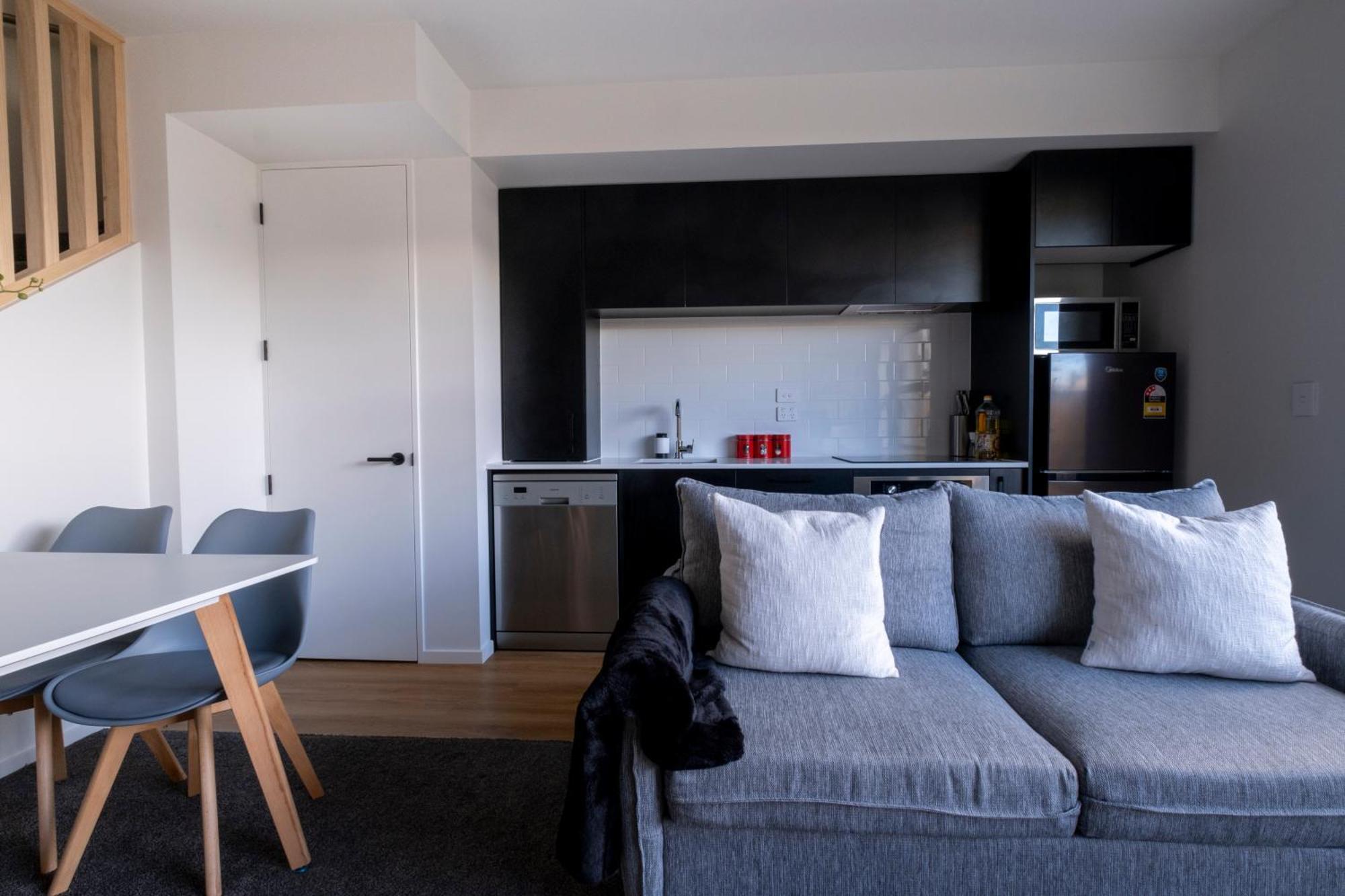 Luxury 2 Bed Townhome In Cbd Christchurch Exteriör bild