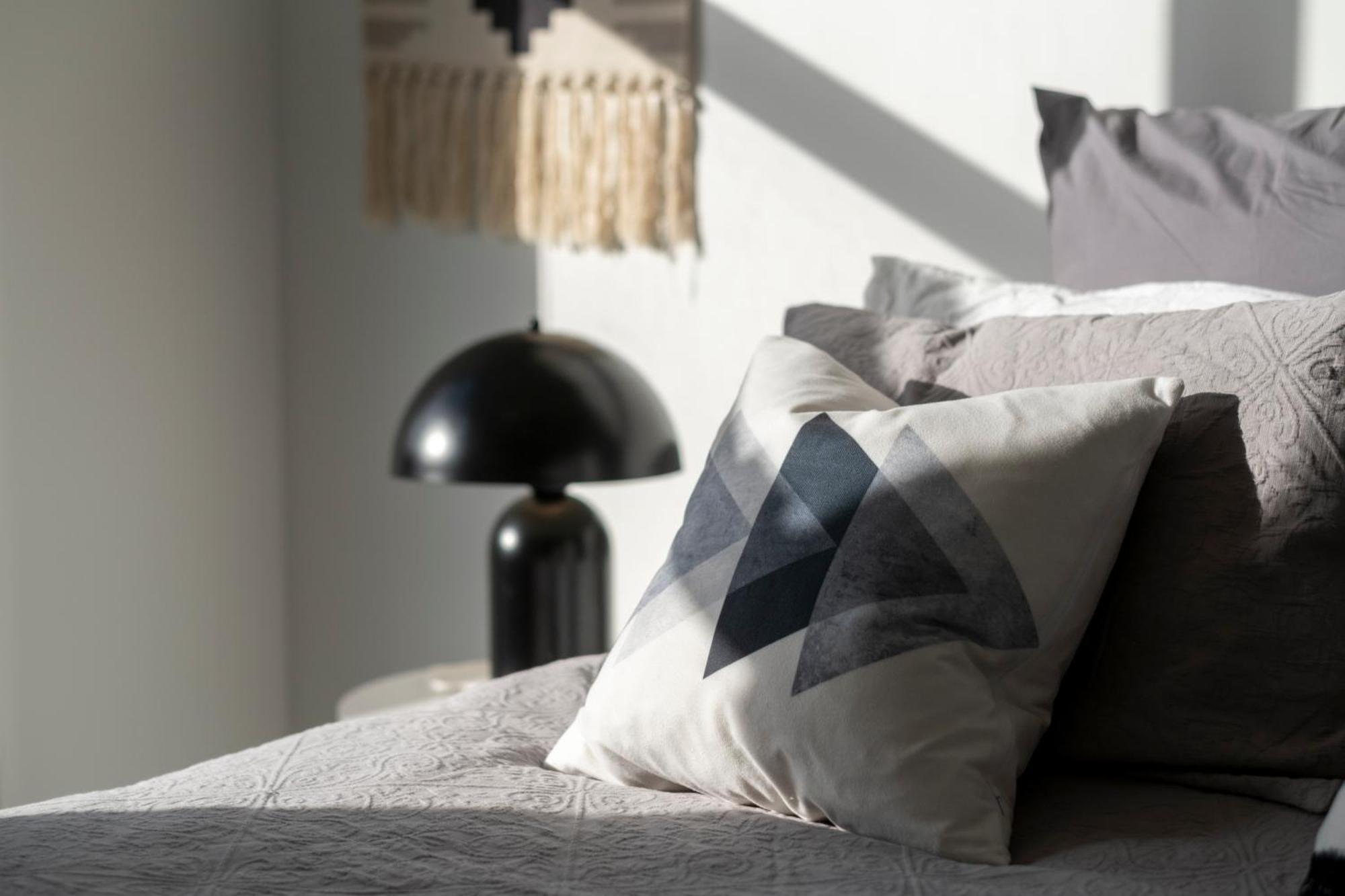Luxury 2 Bed Townhome In Cbd Christchurch Exteriör bild