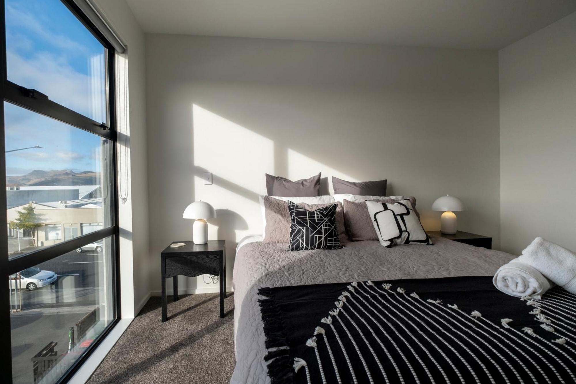 Luxury 2 Bed Townhome In Cbd Christchurch Exteriör bild